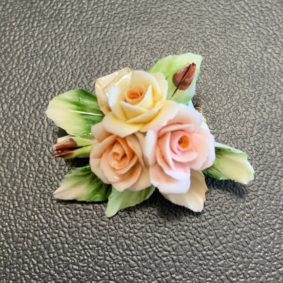 Capodimonte Jewelry - Vintage Capodimonte Carlo Savastano Porcelain Rose Brooch Pin